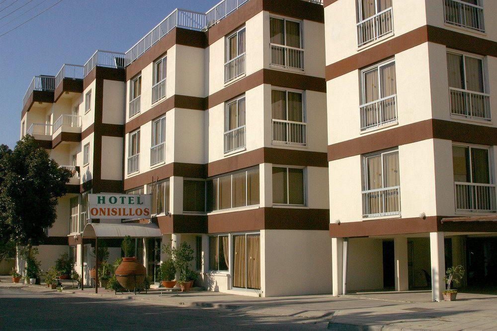 Onisillos Hotel Larnaca Ngoại thất bức ảnh