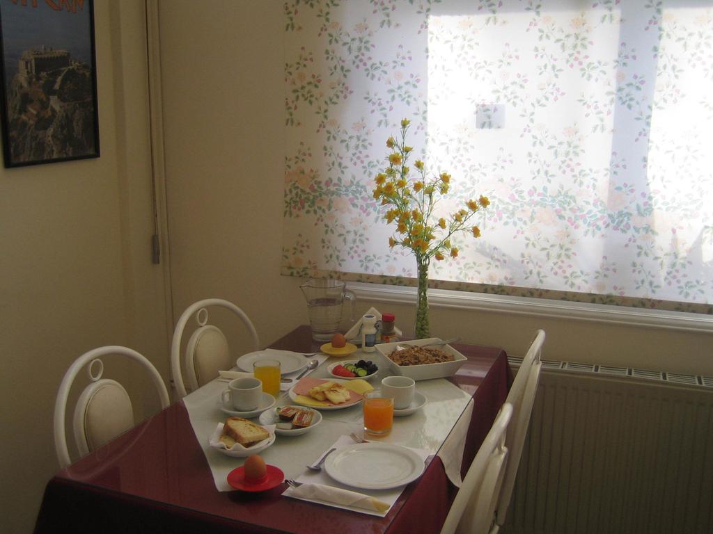 Onisillos Hotel Larnaca Ngoại thất bức ảnh