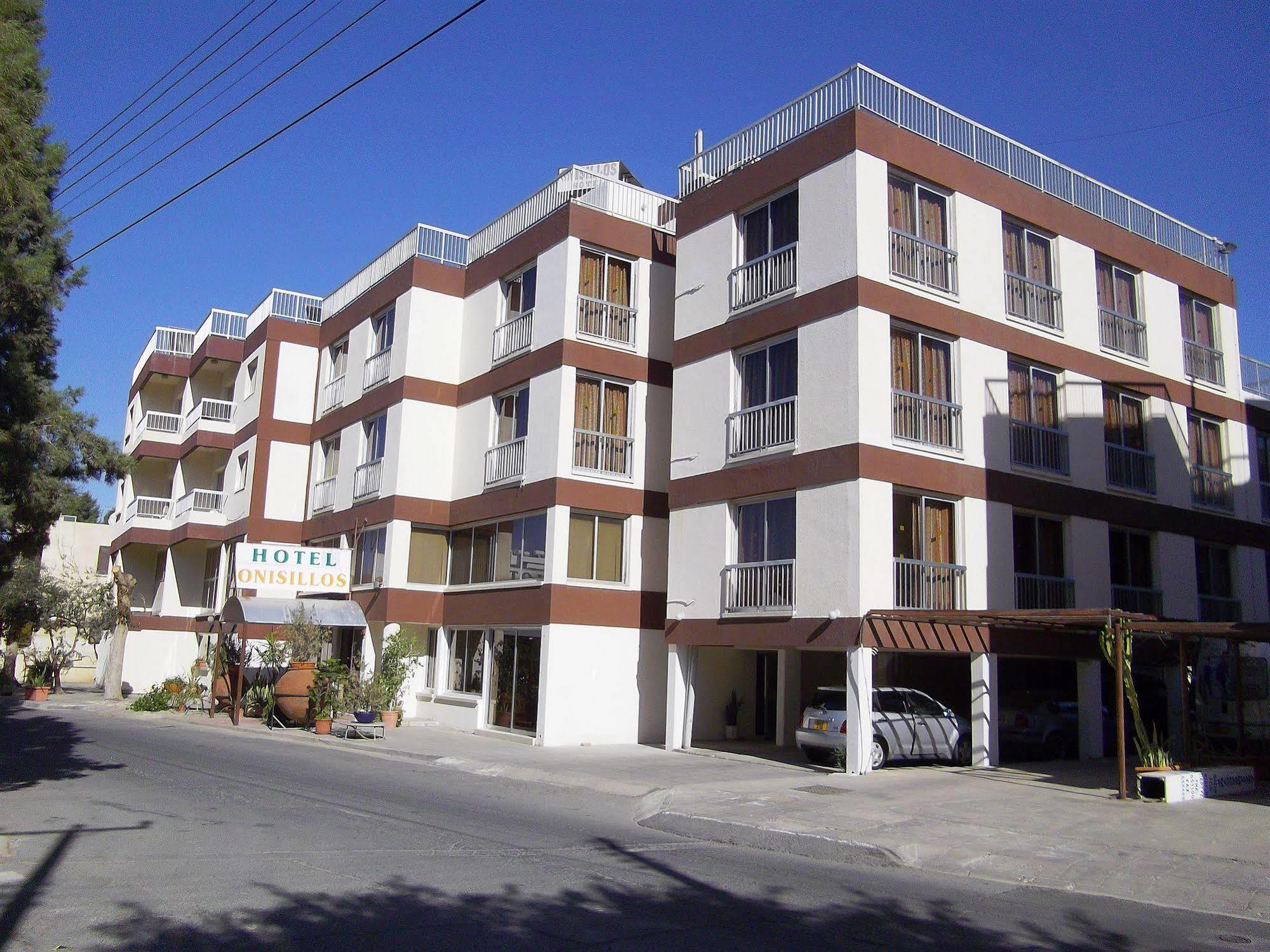 Onisillos Hotel Larnaca Ngoại thất bức ảnh
